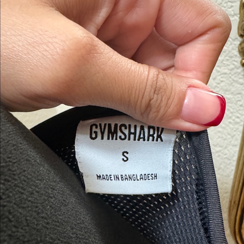 Gymshark athletic Black Long Sleeve Women's Crop Top Size S - Picture 9 of 10